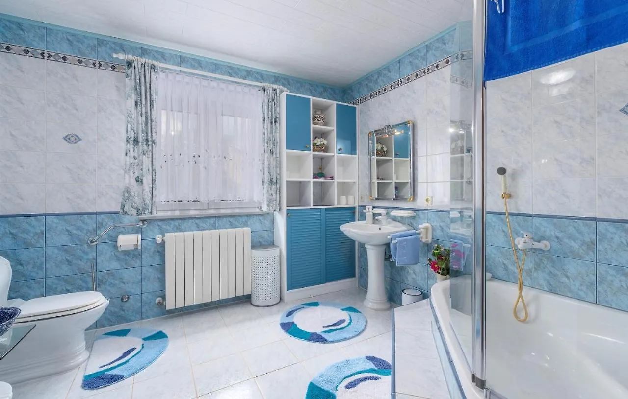 Villa Vallis Aurea For Max 10 Persons With Pool Kukci Porec Хорватия