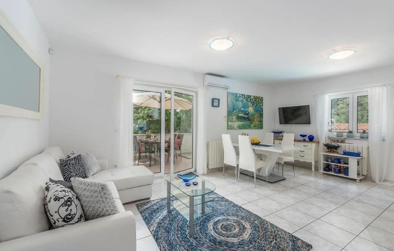 Villa Vallis Aurea For Max 10 Persons With Pool Kukci Porec