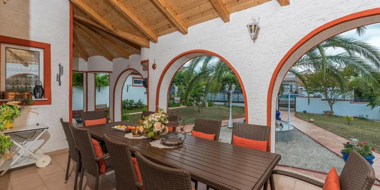 Villa Vallis Aurea For Max 10 Persons With Pool Kukci Porec