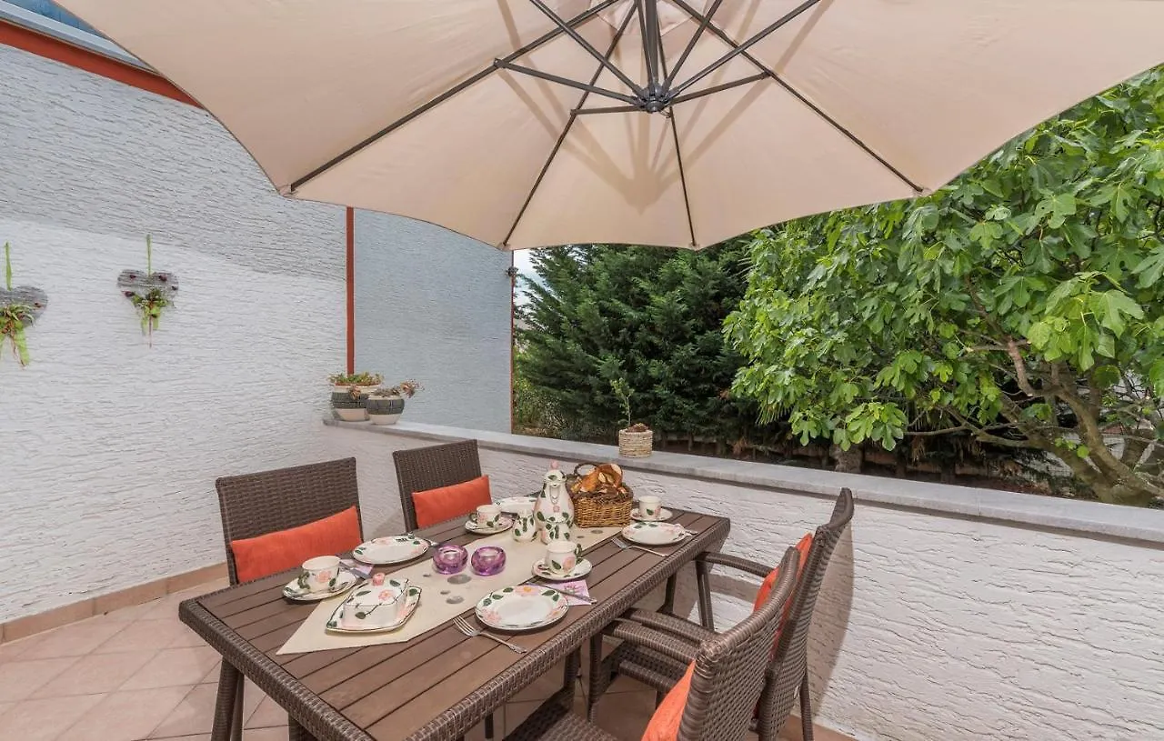 Villa Vallis Aurea For Max 10 Persons With Pool Kukci Porec Croácia