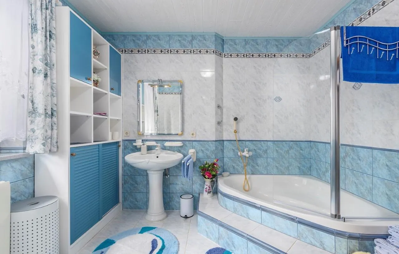 Villa Vallis Aurea For Max 10 Persons With Pool Kukci Porec